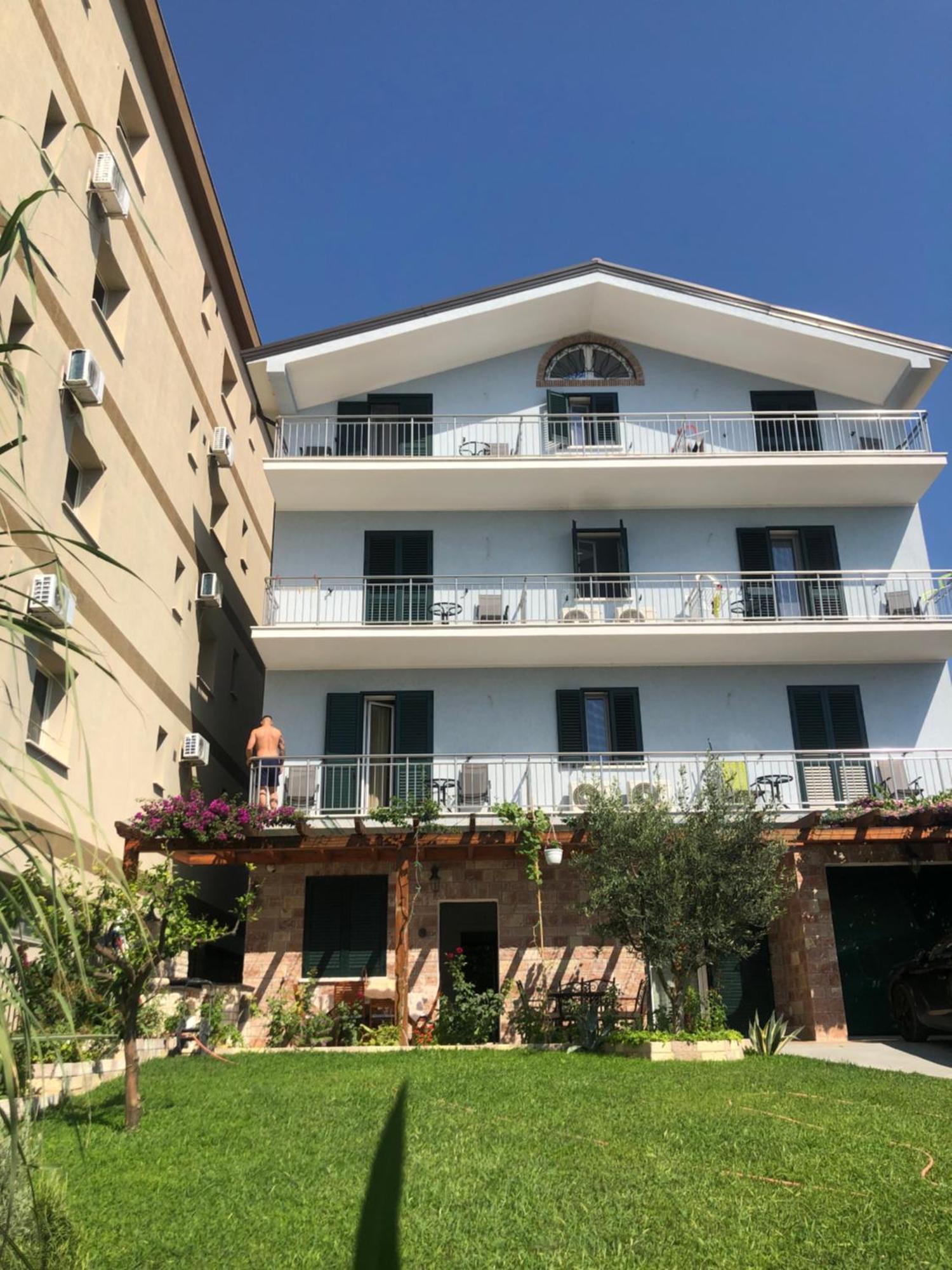 A Casa Di Alice Apartment Orikum Bagian luar foto